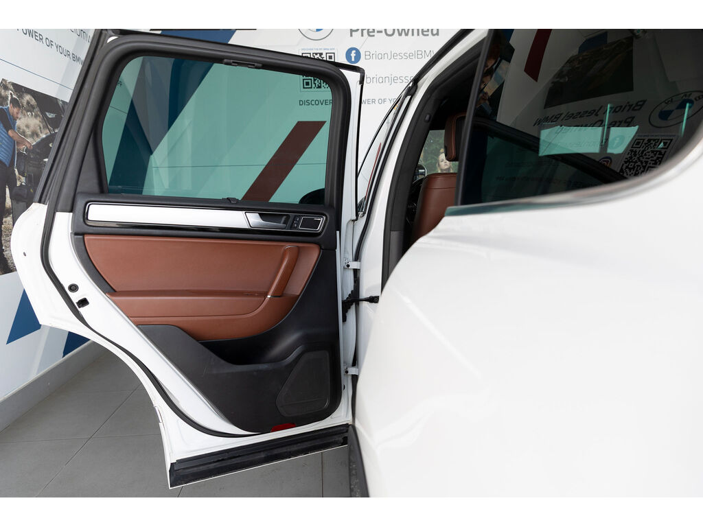 2017 Volkswagen Touareg 3.6L Execline, Vancouver, Cash