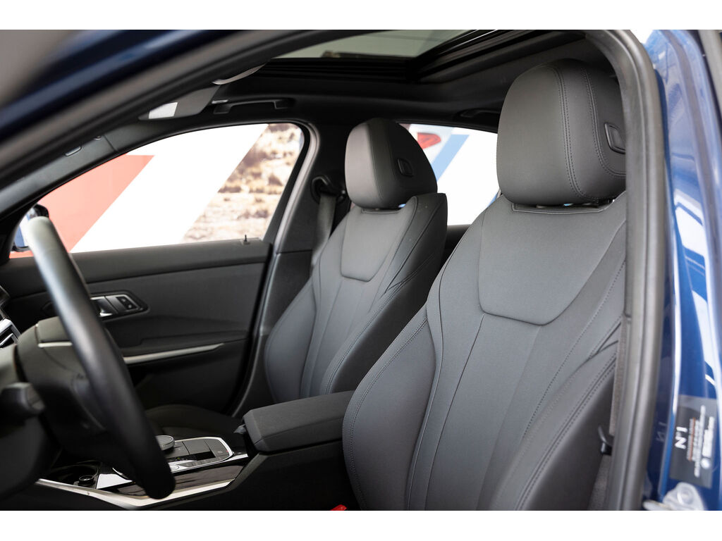 2021 BMW 330i xDrive, Vancouver, Cash
