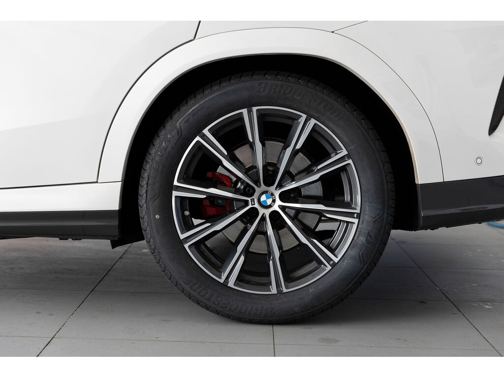2022 BMW X6 xDrive40i, Vancouver, Cash
