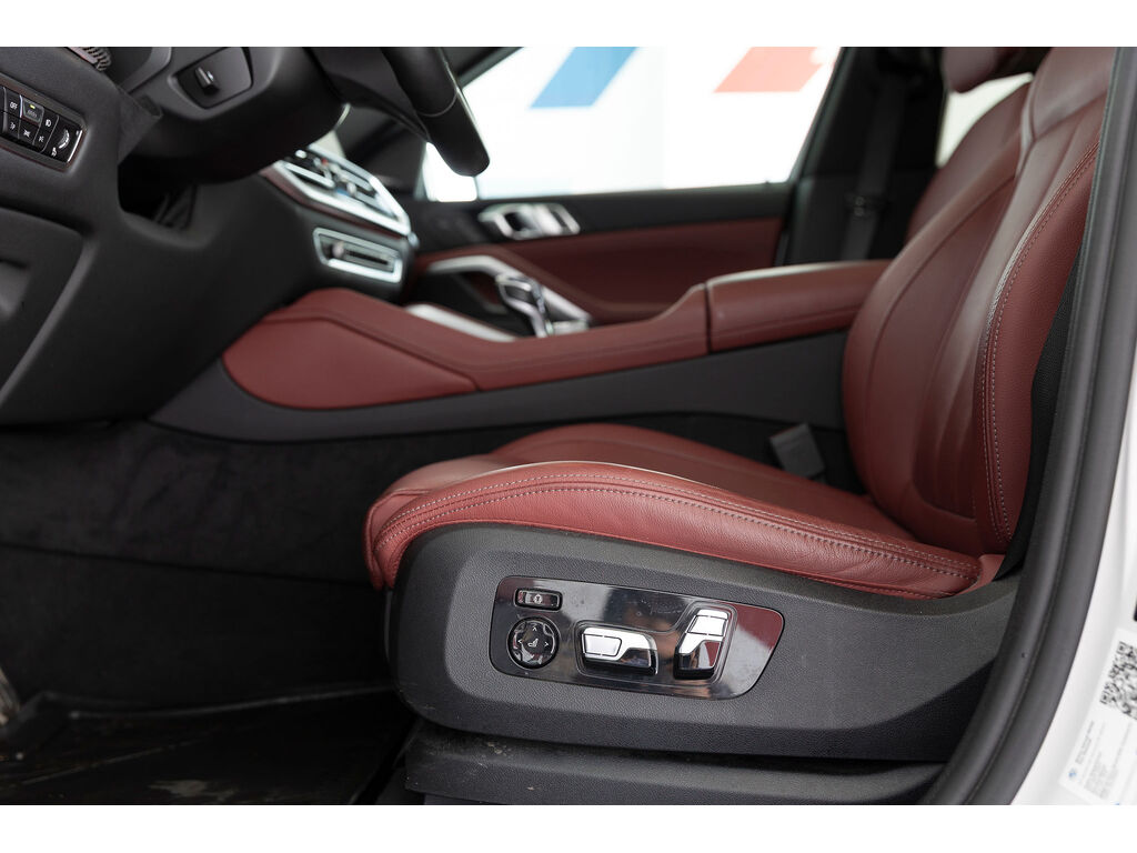 2022 BMW X6 xDrive40i, Vancouver, Cash