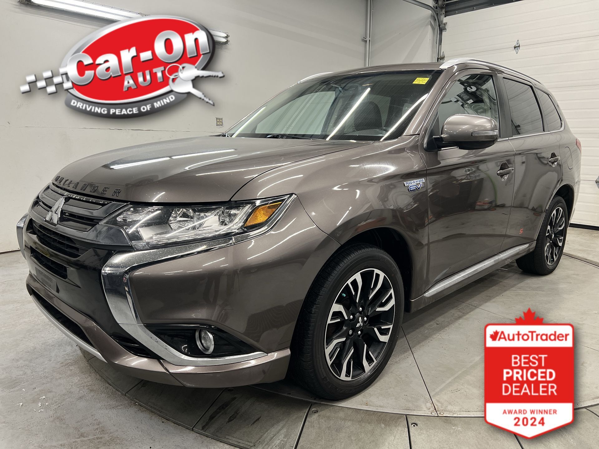 2018 Mitsubishi Outlander PHEV PLUG-IN HYBRID | SE-TOURING AWC |SUNROOF | LEATHER