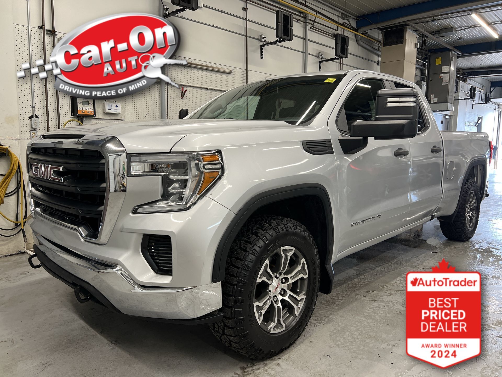 2020 GMC Sierra 1500 4x4 | 5.3L V8 |X31 OFF ROAD |PREM ALLOYS |CARPLAY