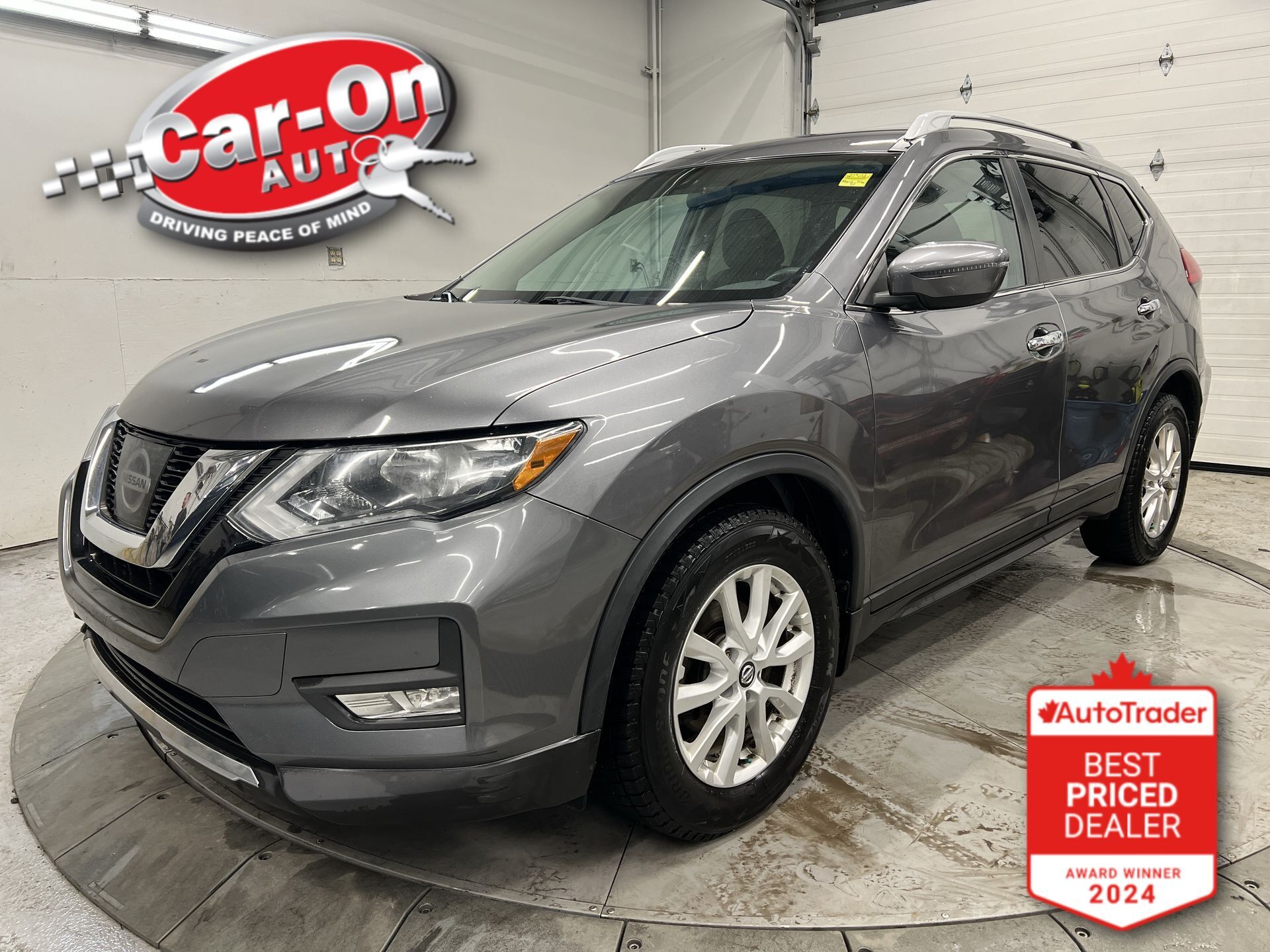 2017 Nissan Rogue SV | REMOTE START | REAR CAM | BLIND SPOT |LOW KMS
