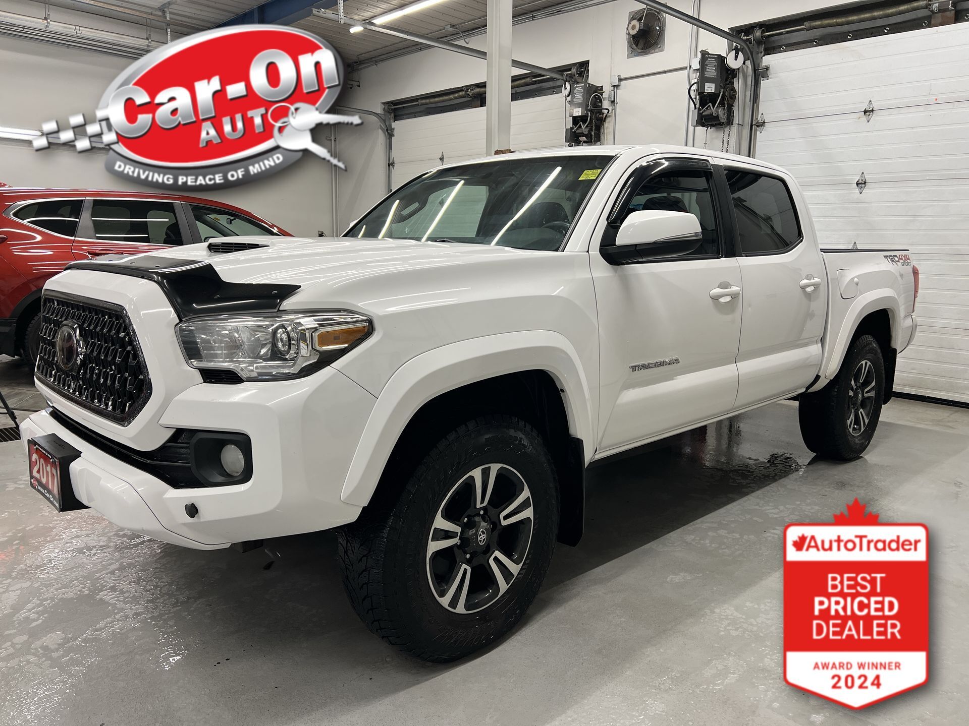 2017 Toyota Tacoma TRD SPORT UPGRADE | 6-SPEED | SUNROOF | CERTIFIED!