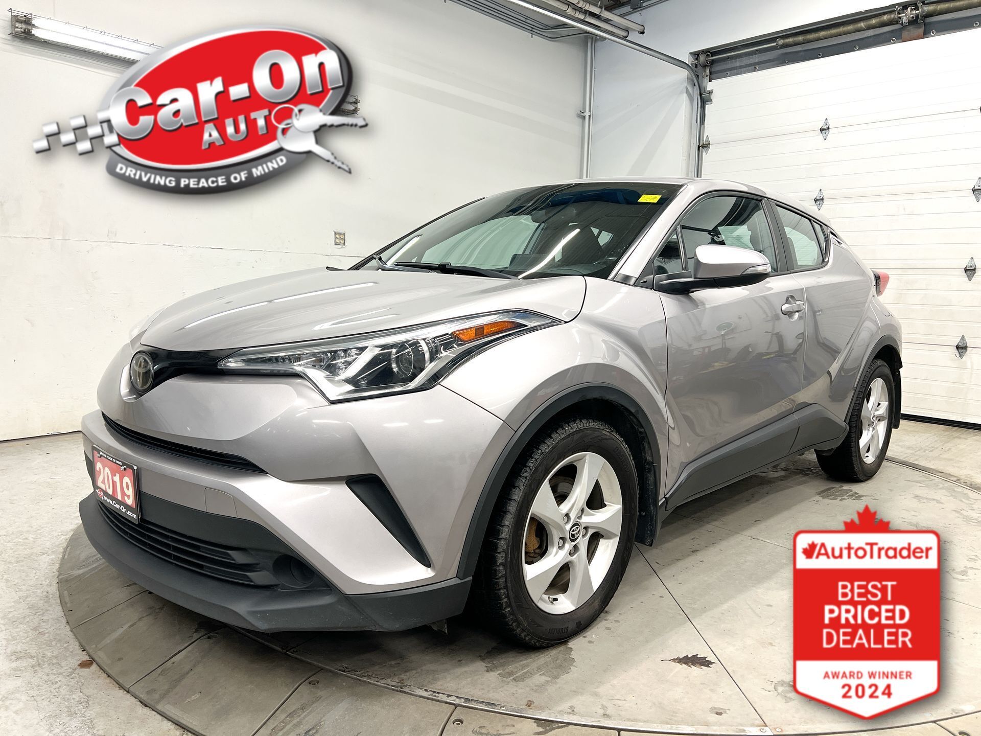 2019 Toyota C-HR XLE |HEATED SEATS |CARPLAY |17-IN ALLOYS |REAR CAM