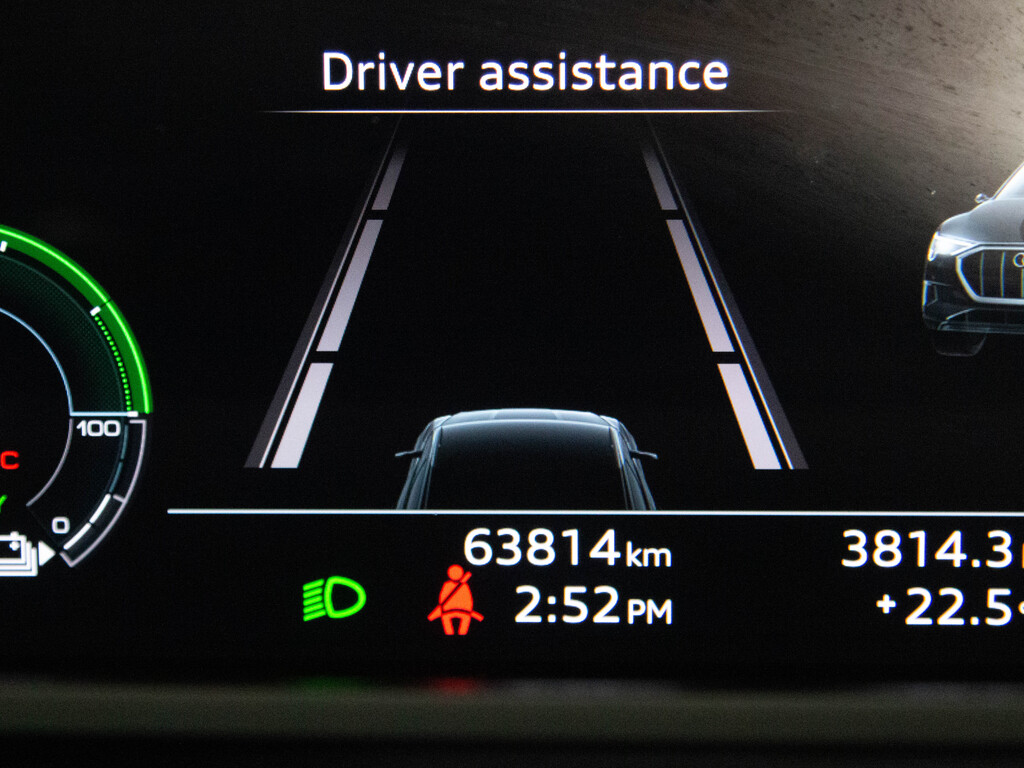 2024 Audi Q8 e-tron BANG OLUFSEN   21 WHEELS   PANO, Toronto, Cash