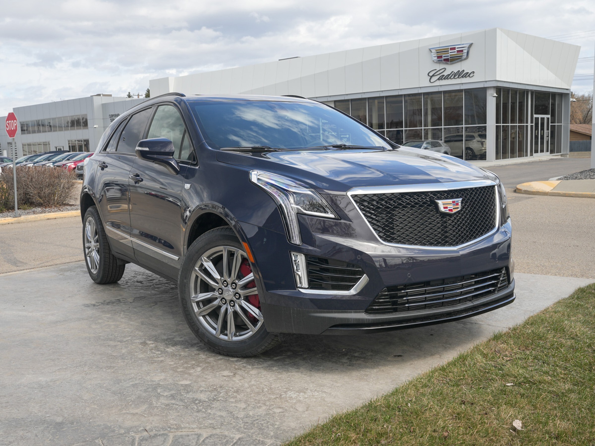 2025 Cadillac XT5 Sport