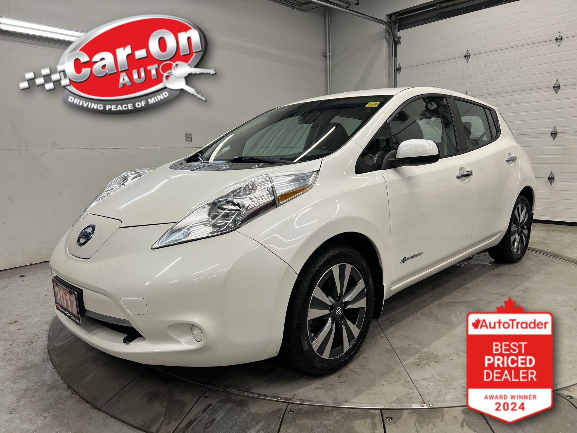 2017 Nissan LEAF FULL ELECTRIC| HTD SEATS/STEERING | NAV | REAR CAM