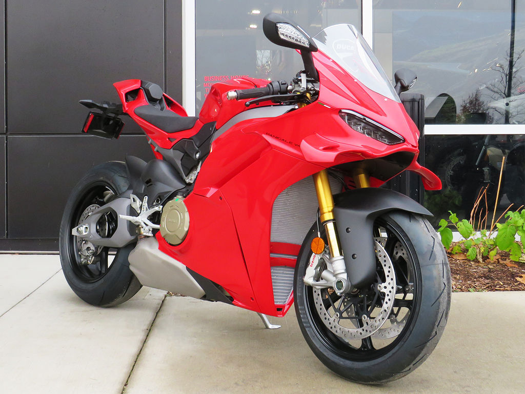 2025 Ducati Panigale V4 S Ducati Red 