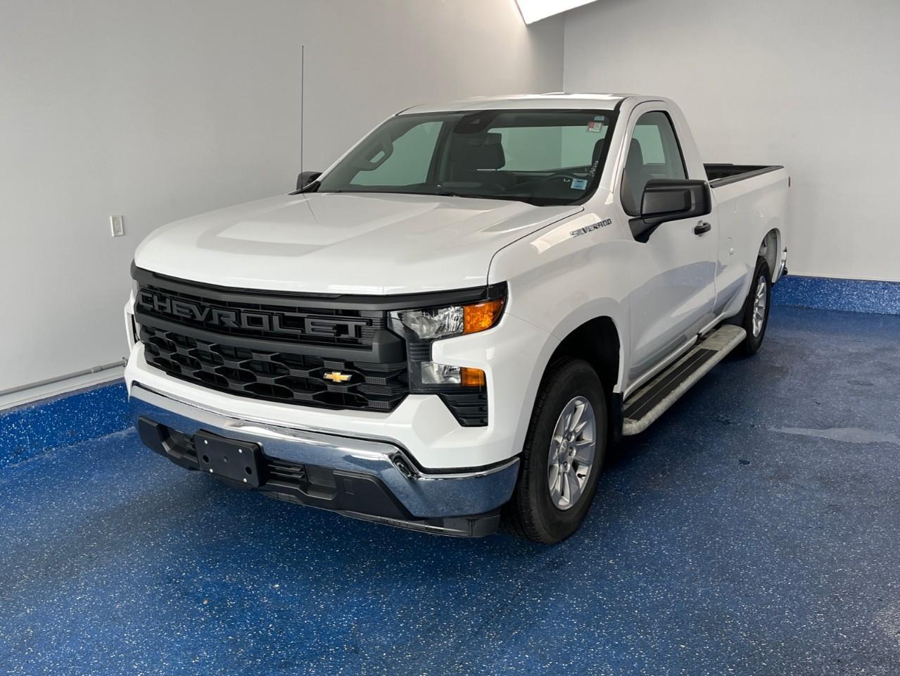 2023 Chevrolet Silverado 1500 WT | 5.3L V8 | No Accidents | Zacks