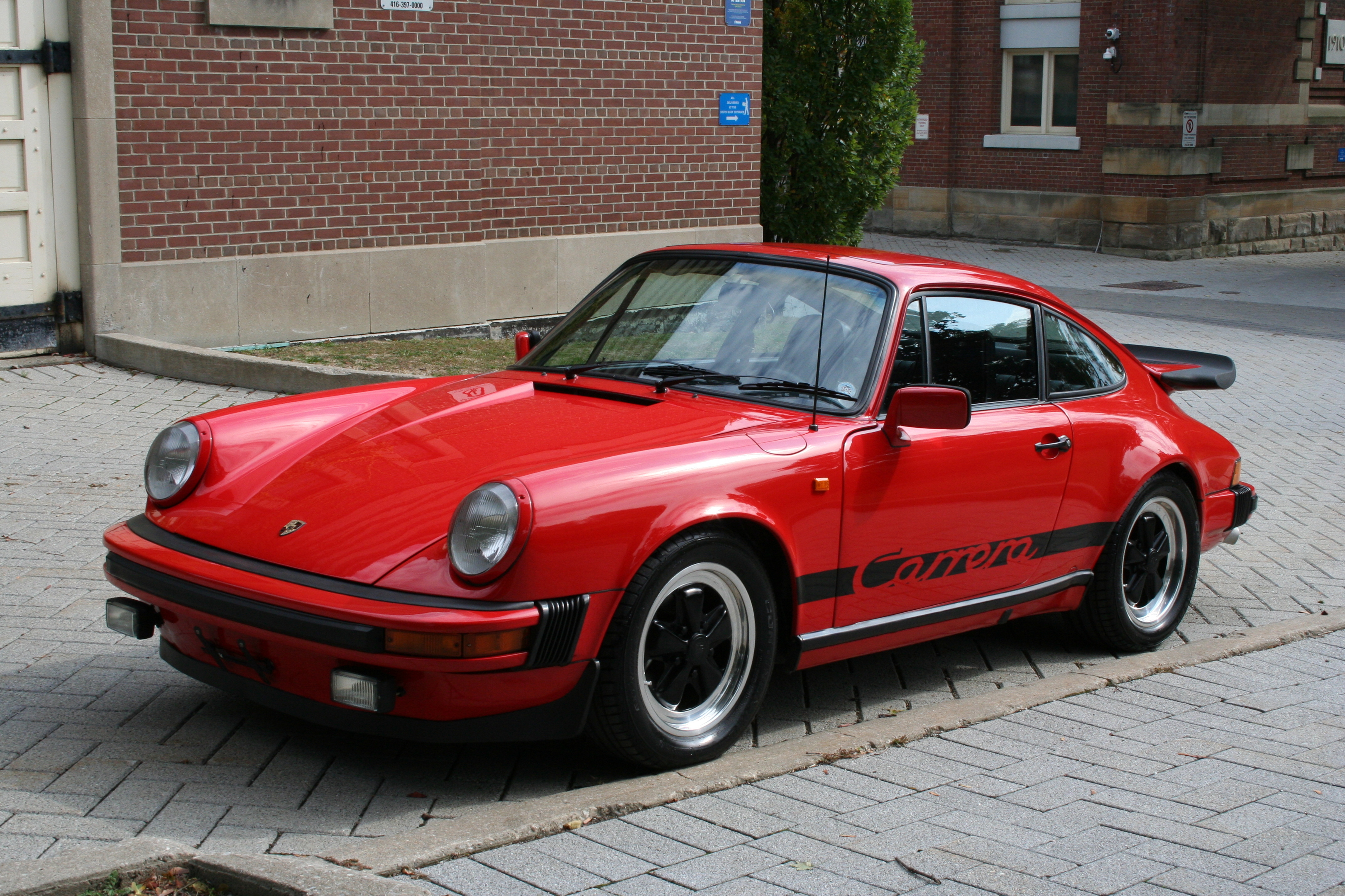 1975 Porsche 911 