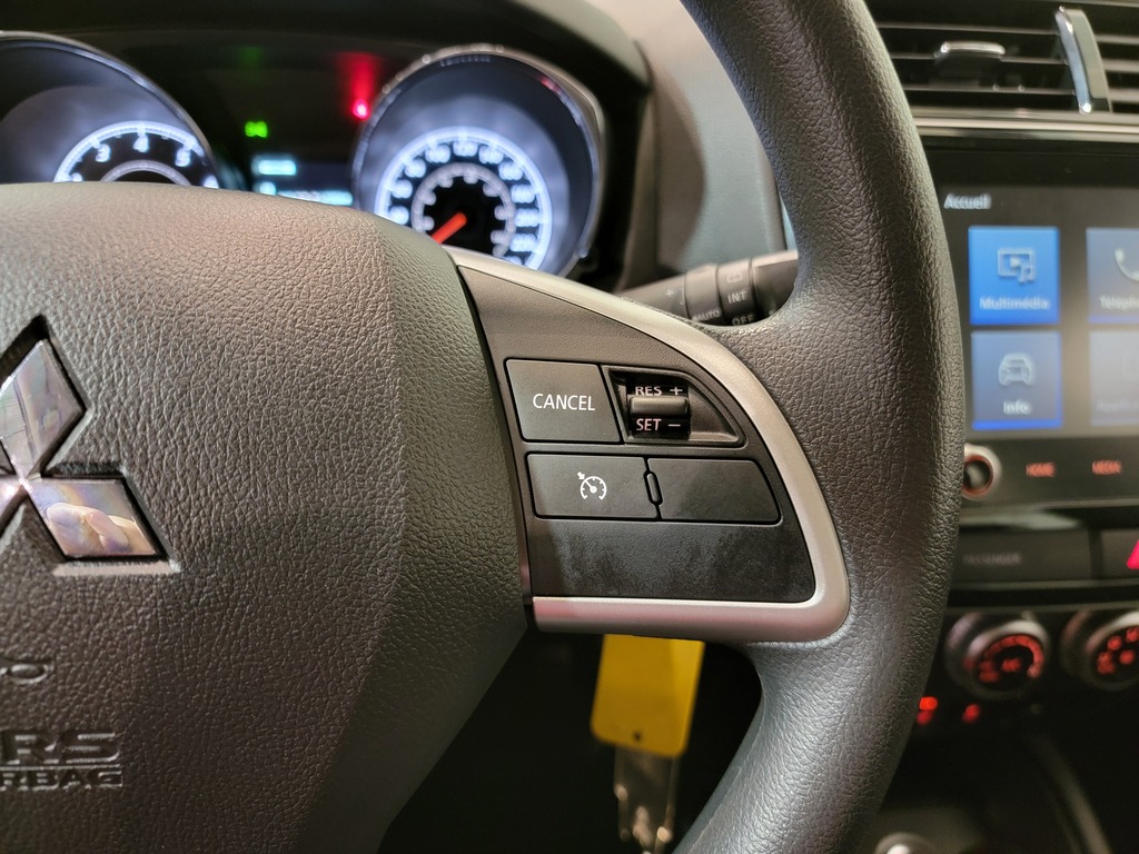 Mitsubishi RVR 2023