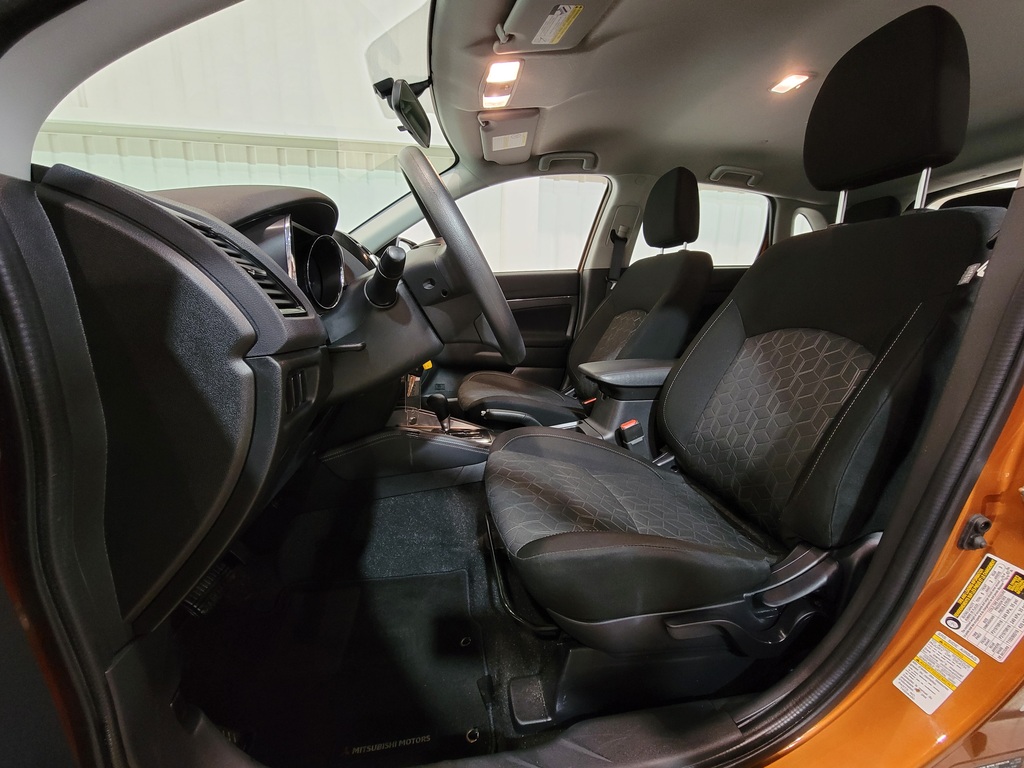 Mitsubishi RVR 2023