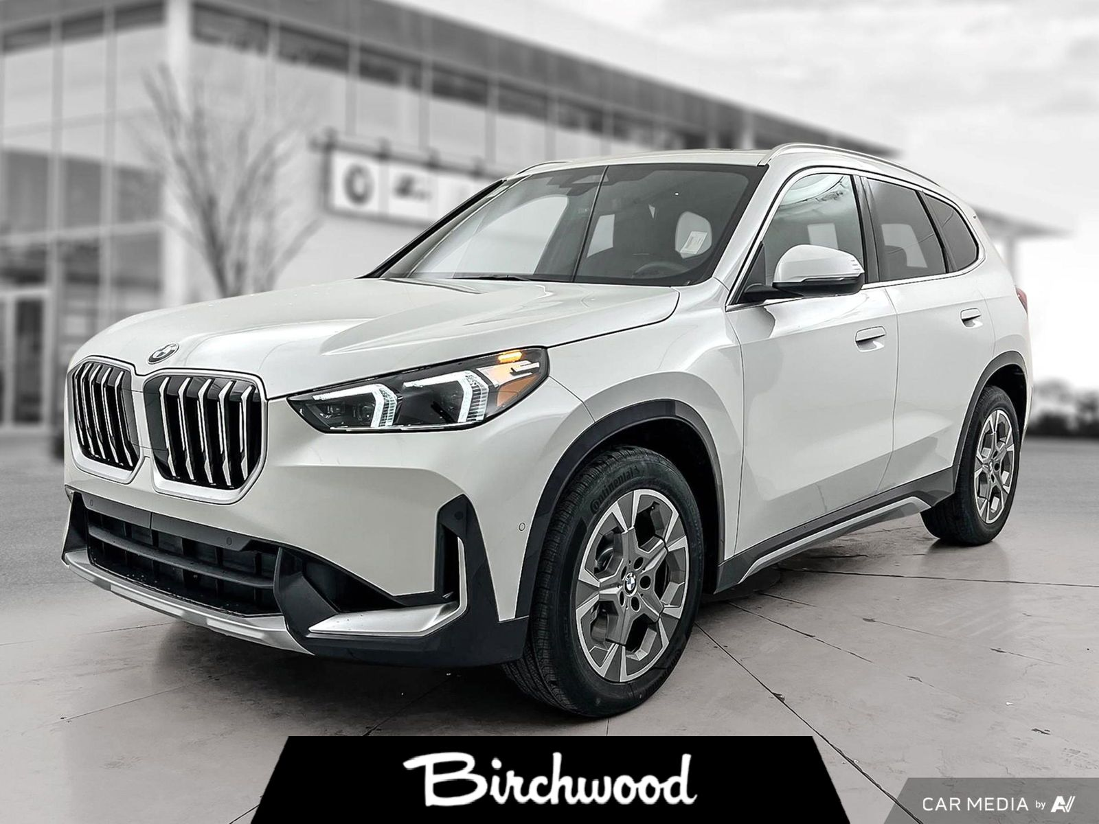 2025 BMW X1 xDrive28i Premium Essential | Xline Package