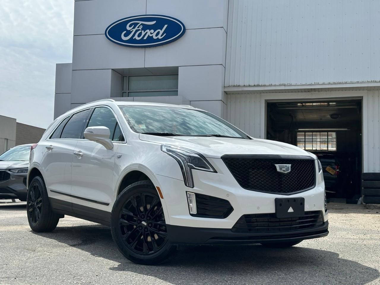 2022 Cadillac XT5 Premium Luxury *Heated seats, Car play + Moonroof*