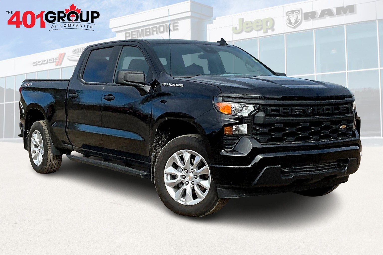 2024 Chevrolet Silverado 1500 Custom 4WD | Tow Package | Suspension Package