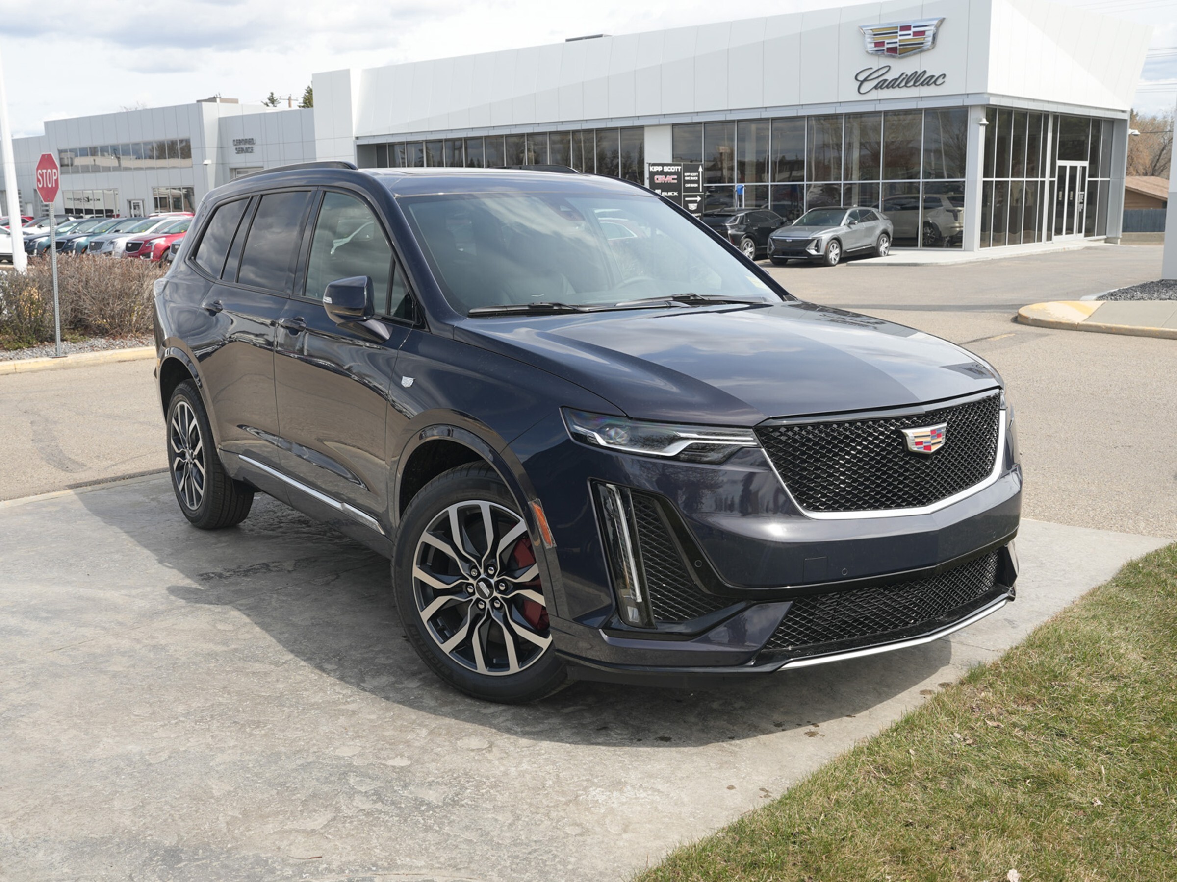 2025 Cadillac XT6 Sport