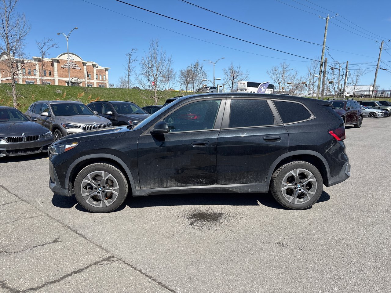 2023 BMW X1 XDrive28i Premium Essential / Premium Essential