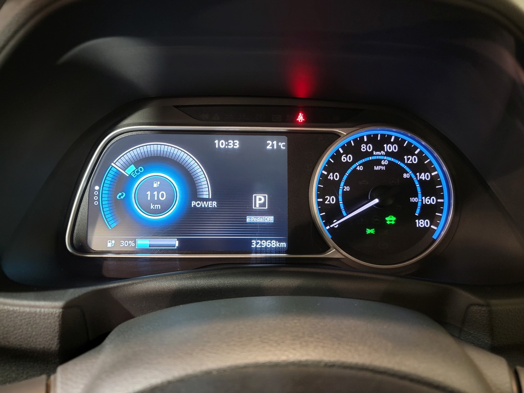 Nissan LEAF 2022