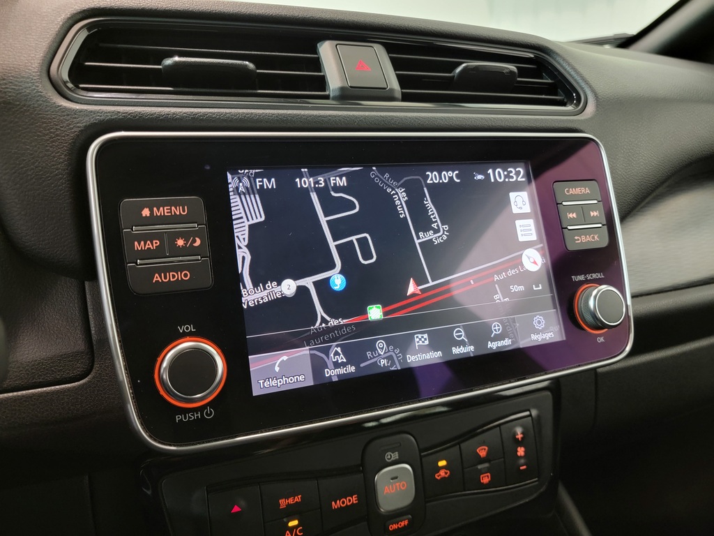 Nissan LEAF 2022