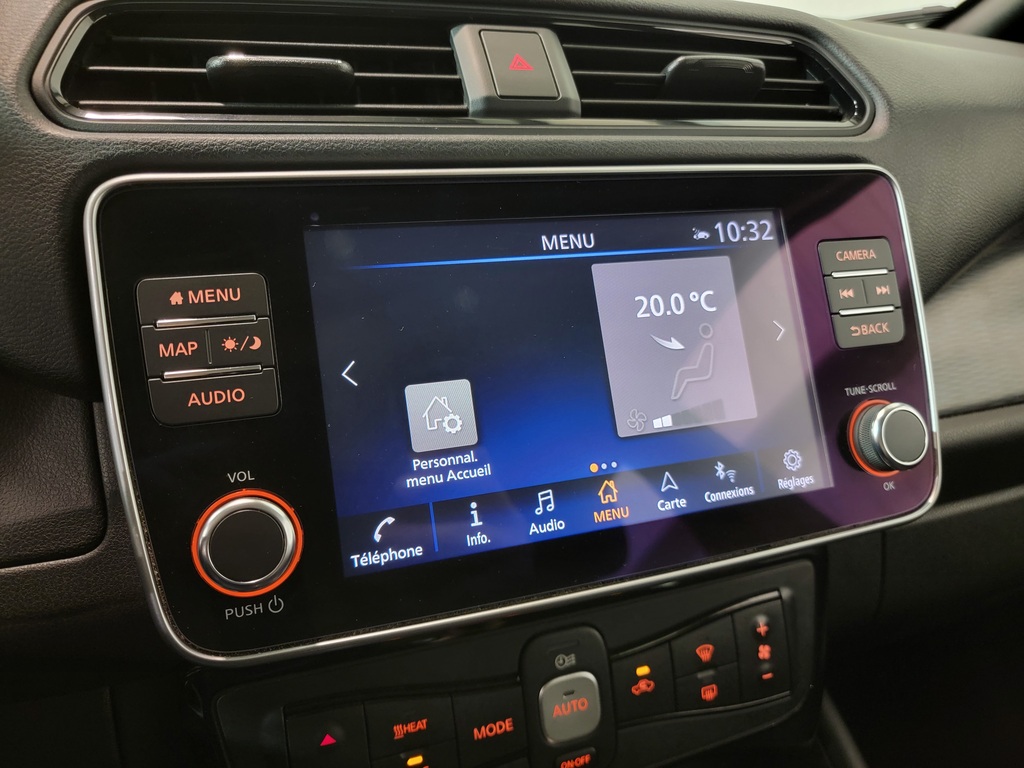 Nissan LEAF 2022