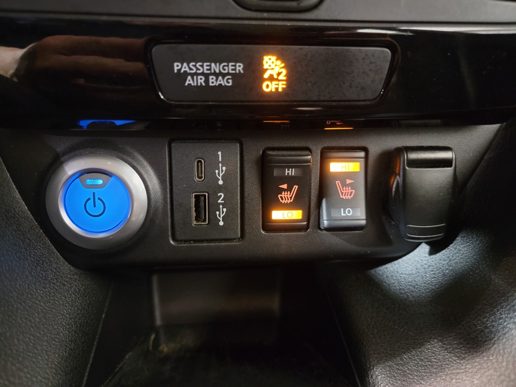 Nissan LEAF 2022