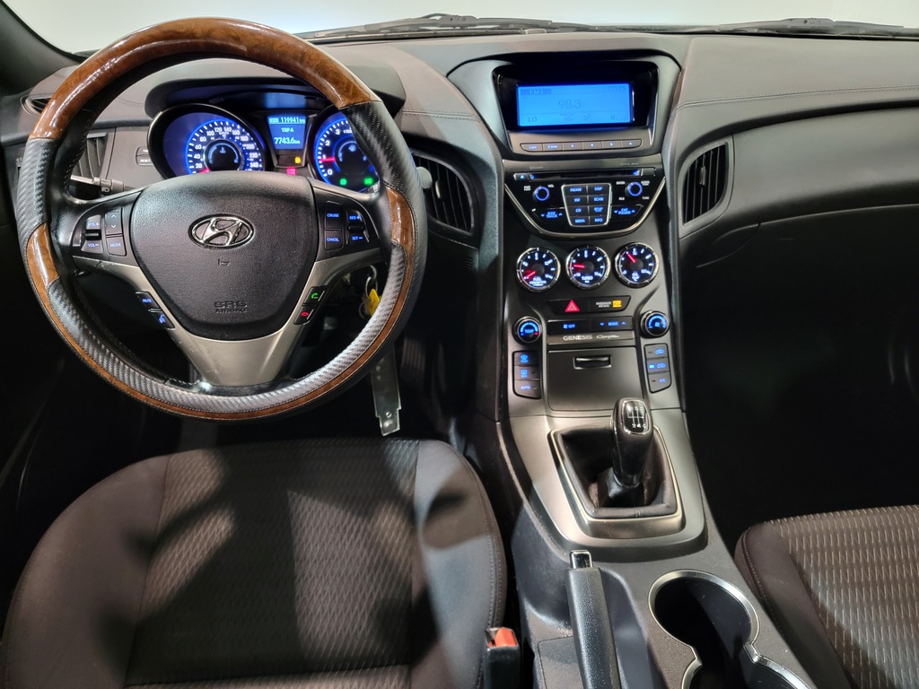 Hyundai Genesis Coupe 2013