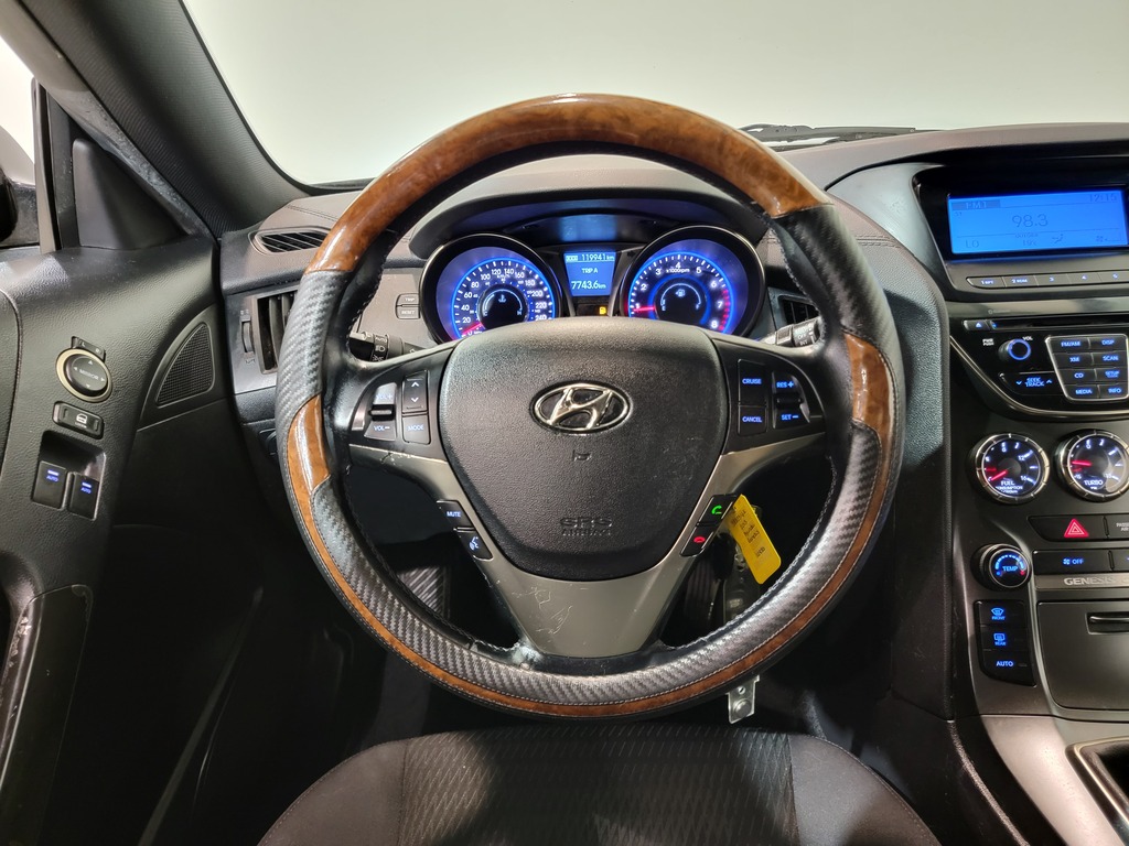 Hyundai Genesis Coupe 2013
