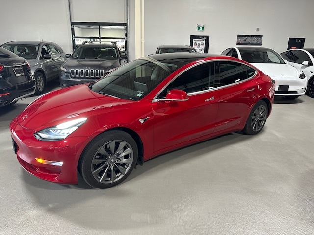 2020 Tesla Model 3 Long Range AWD 1 OWNER ONLY 28,000 km 