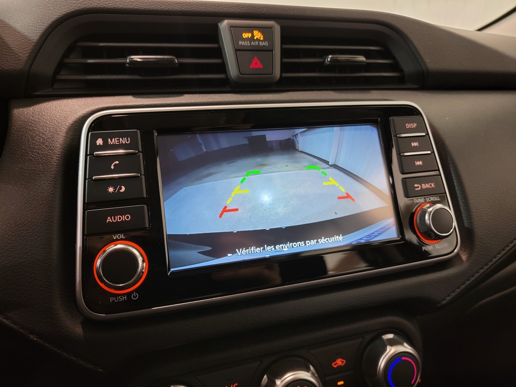 Nissan Versa 2024