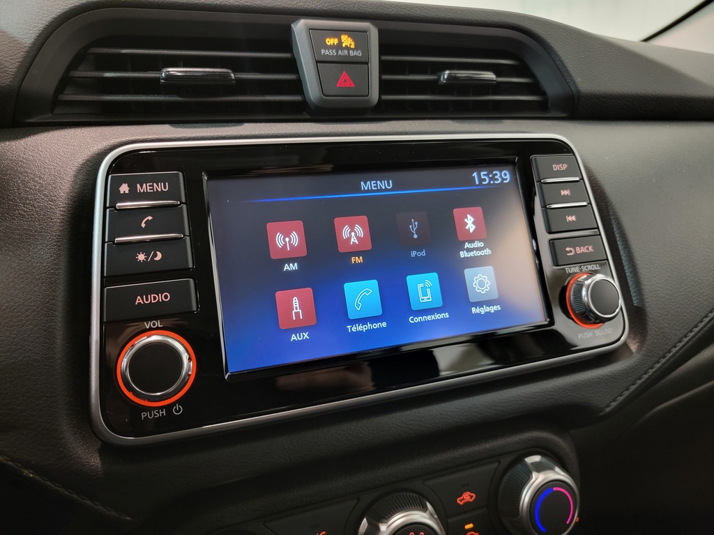 Nissan Versa 2024