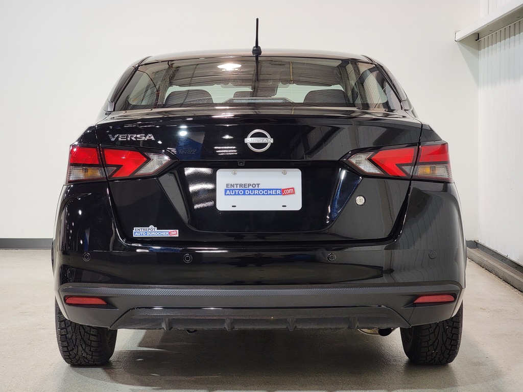 Nissan Versa 2024
