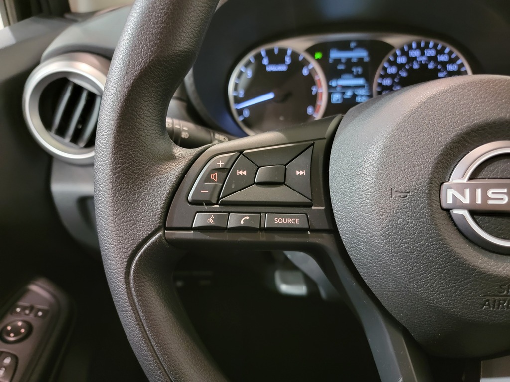 Nissan Versa 2024