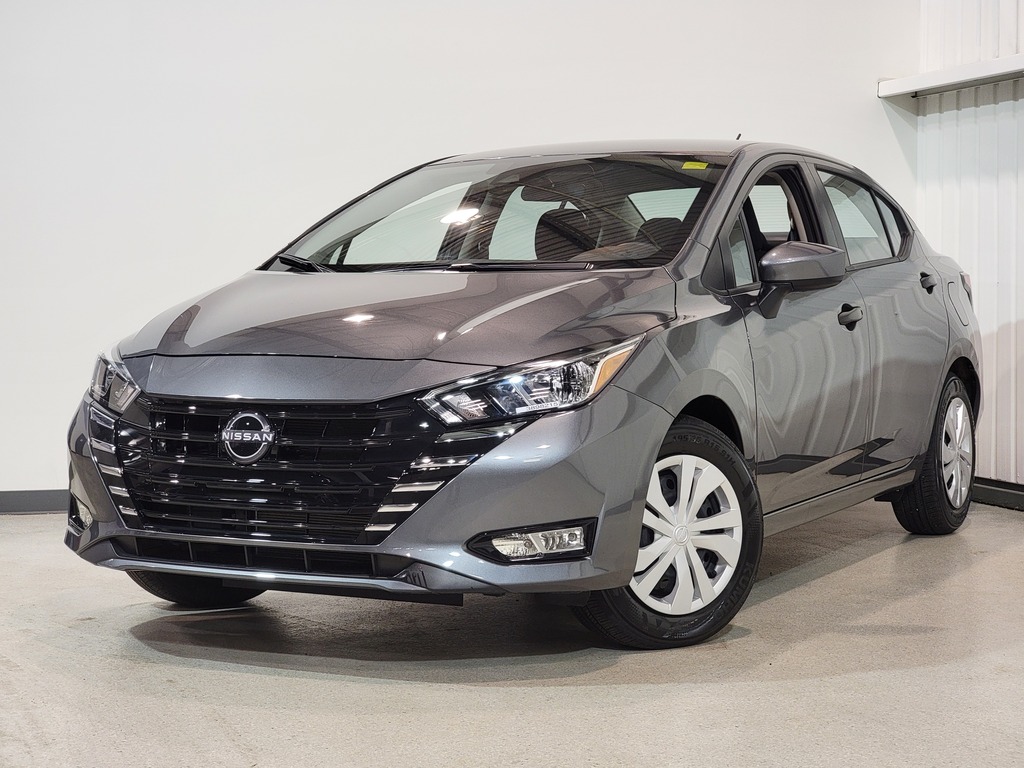 Nissan Versa 2024