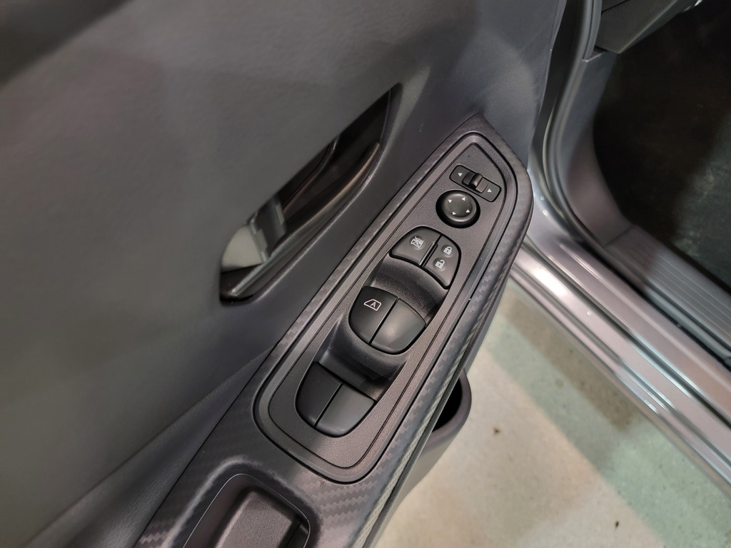 Nissan Versa 2024