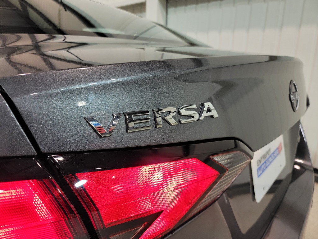 Nissan Versa 2024