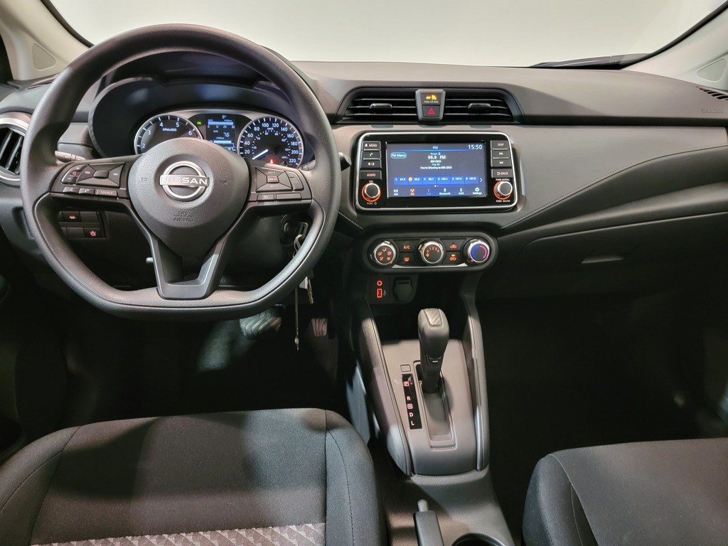 Nissan Versa 2024