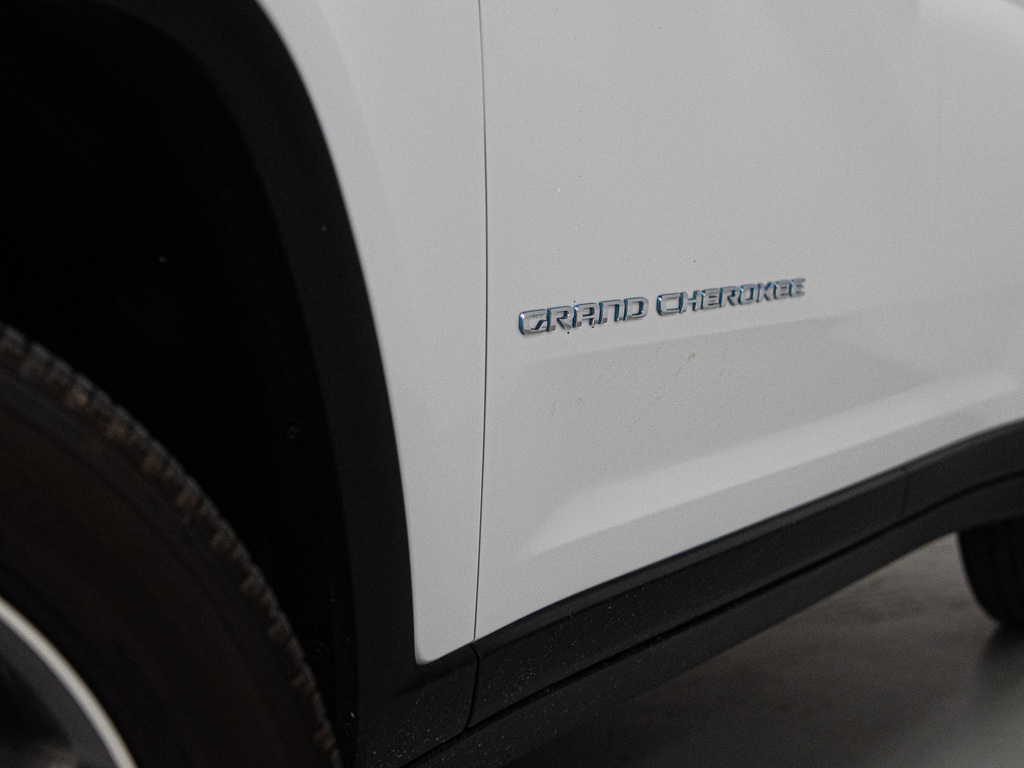 2023 Jeep Grand Cherokee 4xe PHEV   PANO   DUAL DISPLAY   20 IN WHEELS, Toronto, Cash
