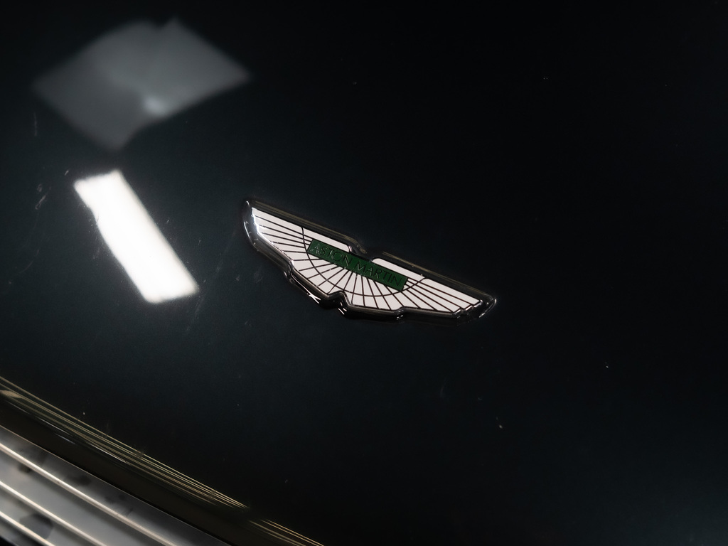 2009 Aston Martin V8 Vantage SPORTSHIFT   COUPE   NAV   19 IN WHEELS, Toronto, Cash