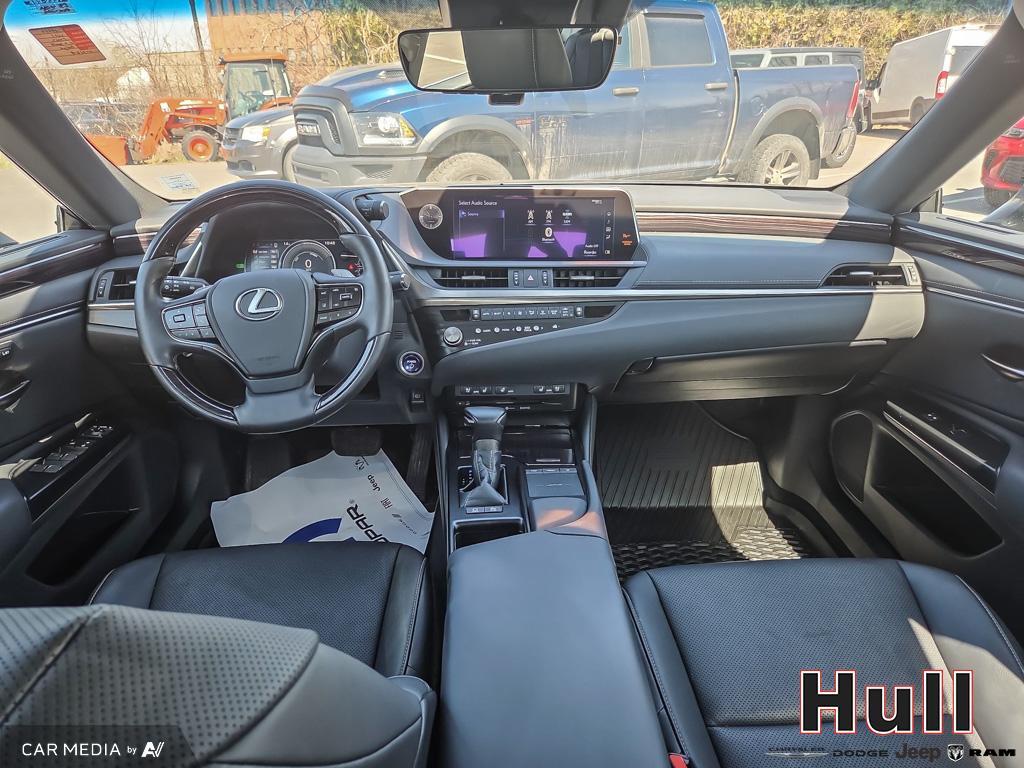 2021 Lexus ES 300h ES 300h Auto, Toronto, Cash
