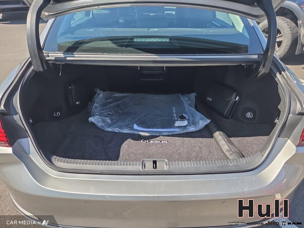 2021 Lexus ES 300h ES 300h Auto, Toronto, Cash