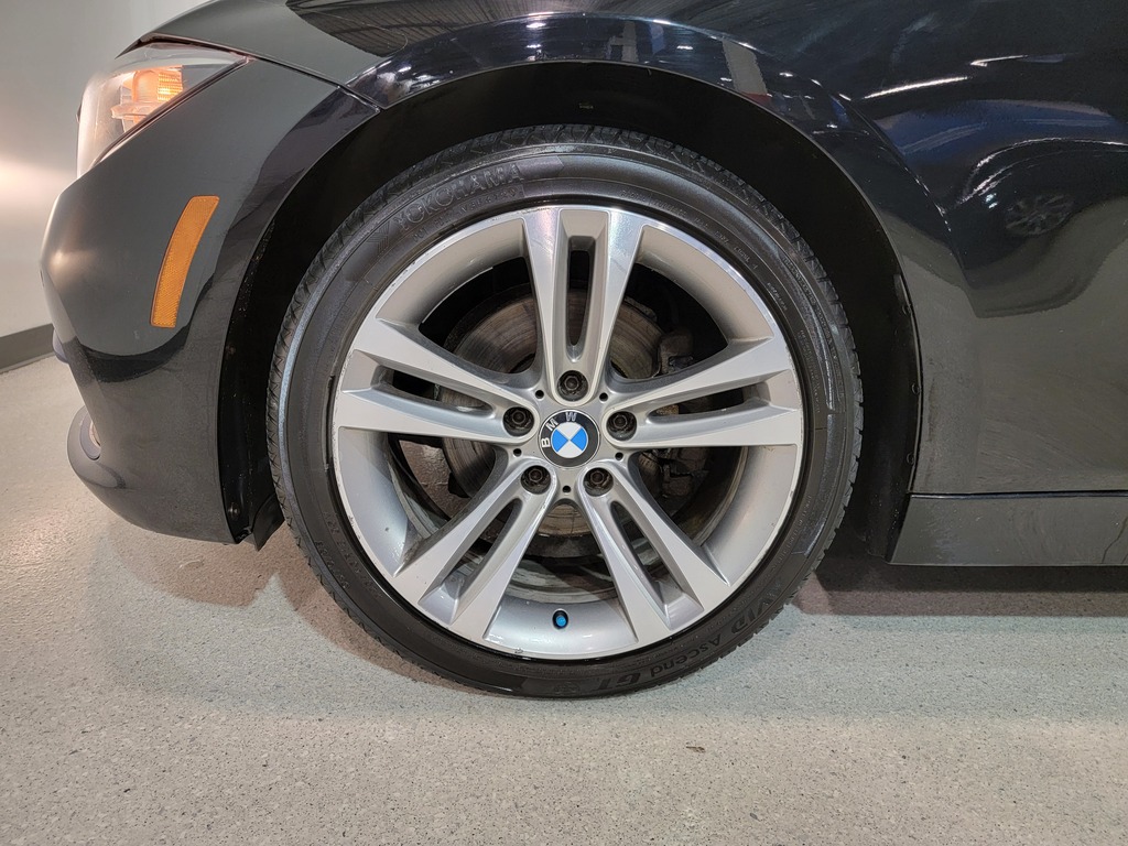 BMW 3 Series 2016