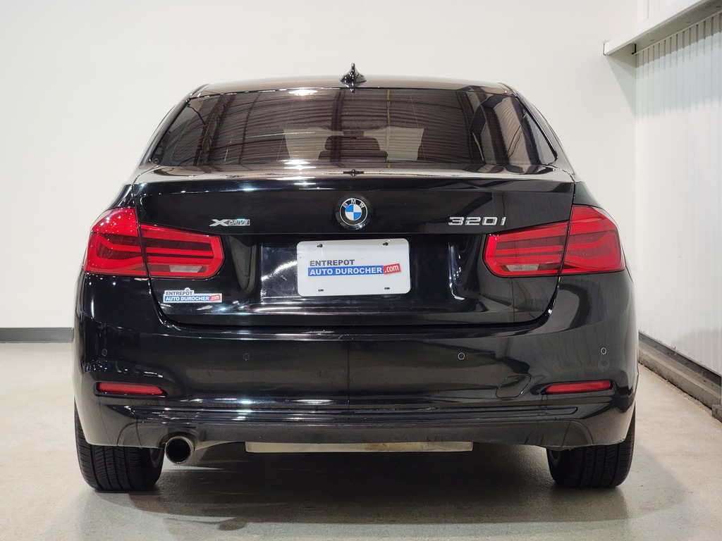 BMW 3 Series 2016