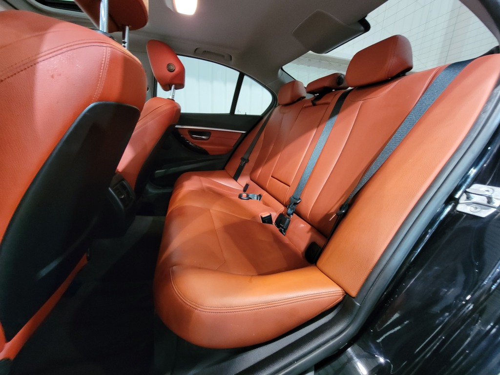 BMW 3 Series 2016