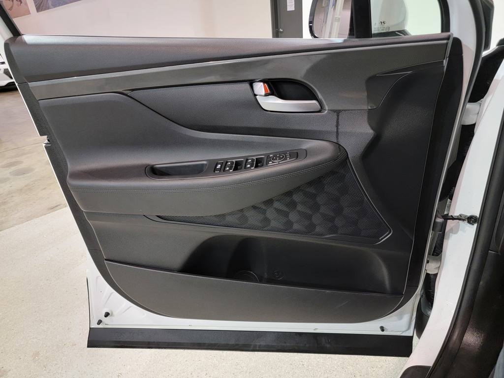 Hyundai Santa Fe 2023