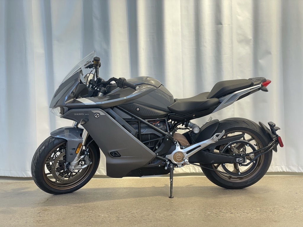 2021 Zero Motorcycles SR/S SRS ZF 14.4 | SUPER LOW MILEAGE! CLEAN!