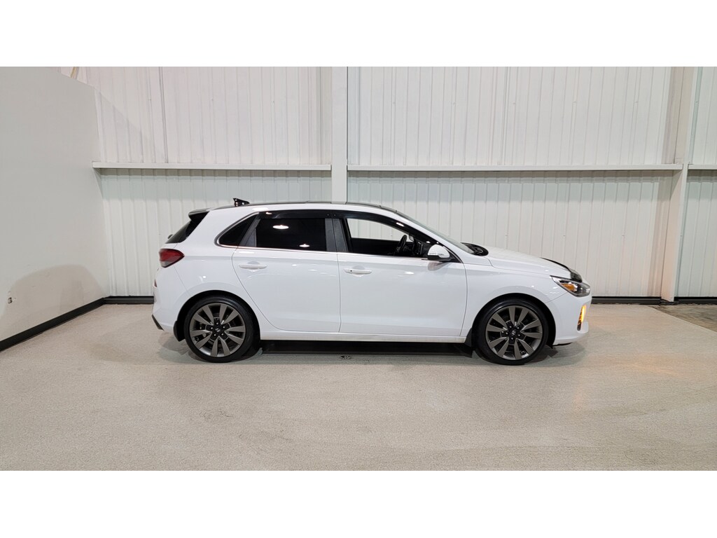 Hyundai Elantra GT 2018