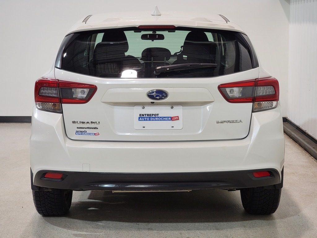 Subaru Impreza 2021