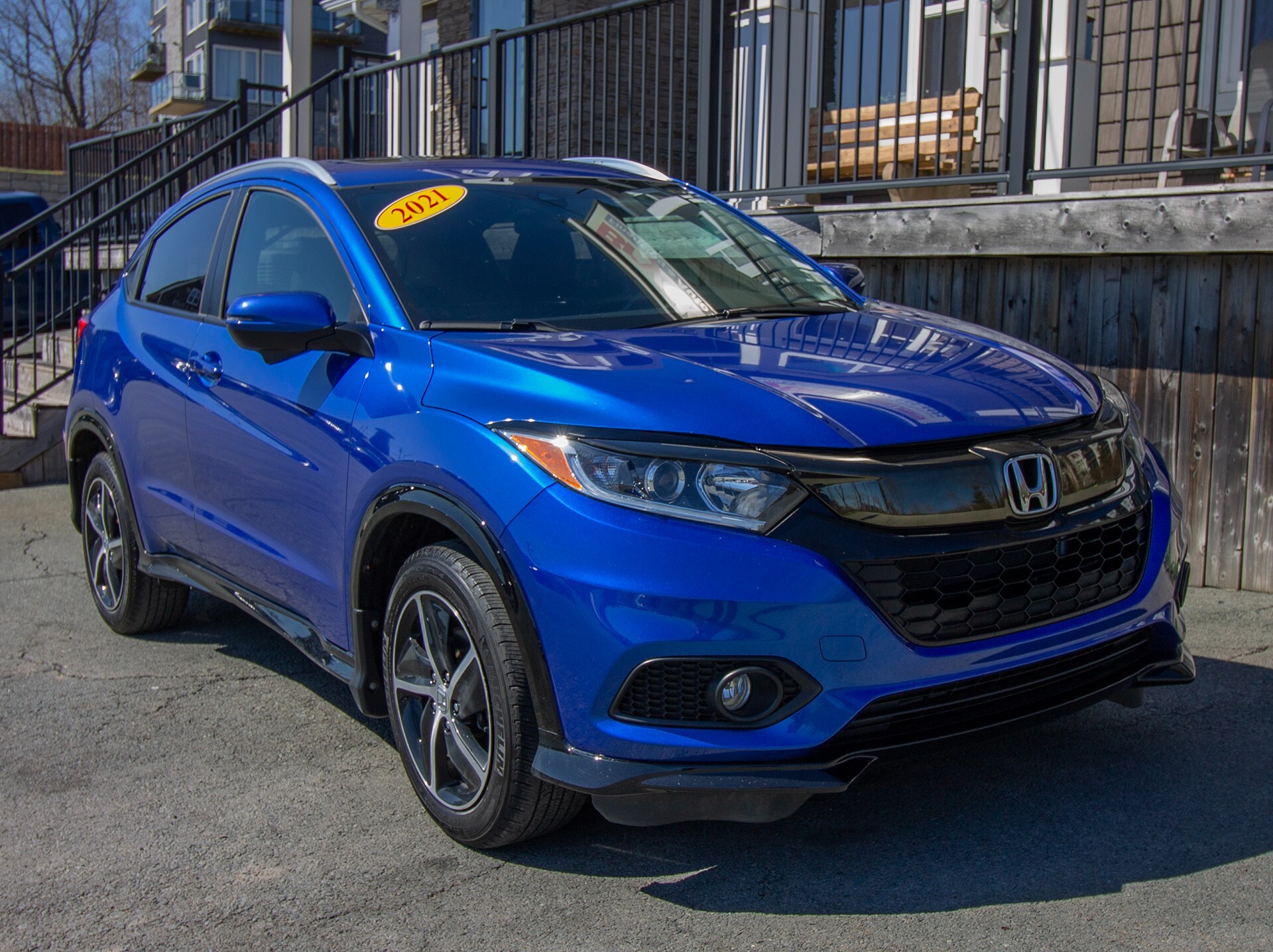 2021 Honda HR-V [REDUCED!] | SUNROOF | AWD | ALLOY RIMS | BLUETOOT