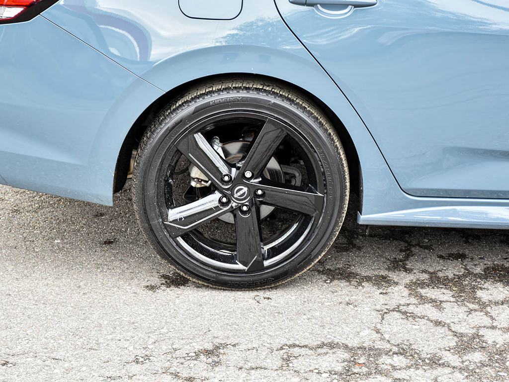 2025 Nissan Sentra SR, Toronto, Cash